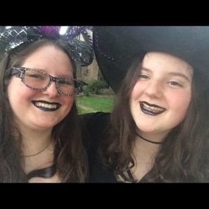 Meet your Posher, Riley